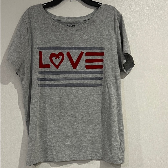 Gray Love Graphic Tee - Picture 1 of 4